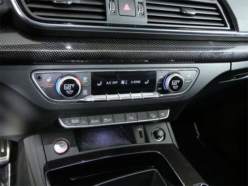 Used 2022 Audi SQ5 Premium Plus image 20
