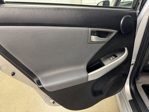 Used 2013 Toyota Prius Four image 14