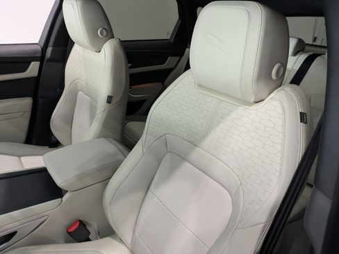 New 2026 Jaguar F-PACE R-Dynamic S AWD/4WD image 8
