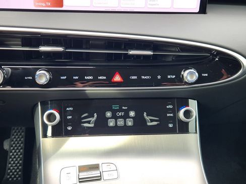 New 2026 Genesis GV70 2.5T Select AWD/4WD image 13