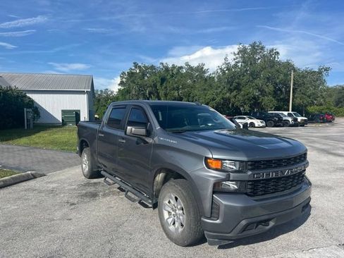 Used 2019 Chevrolet Silverado 1500 Custom w/ Custom Value Package RWD image 7
