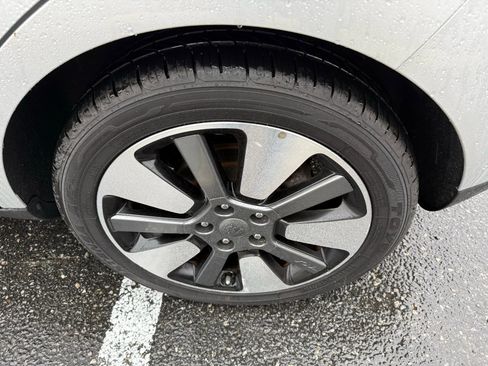 Used 2015 Kia Soul ! w/ Sun & Sound Package image 9