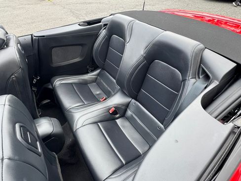 Used 2025 Ford Mustang Premium RWD image 29