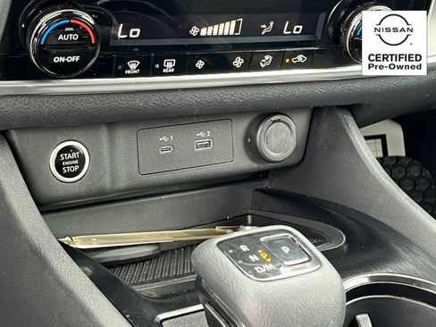 Certified 2023 Nissan Rogue SV FWD image 26