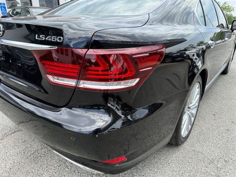 Used 2013 Lexus LS 460 w/ Comfort Pkg RWD image 22