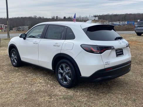 New 2026 Honda HR-V LX image 3