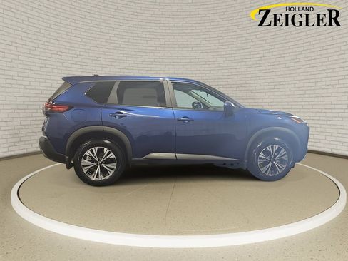 Certified 2023 Nissan Rogue SV AWD/4WD image 4
