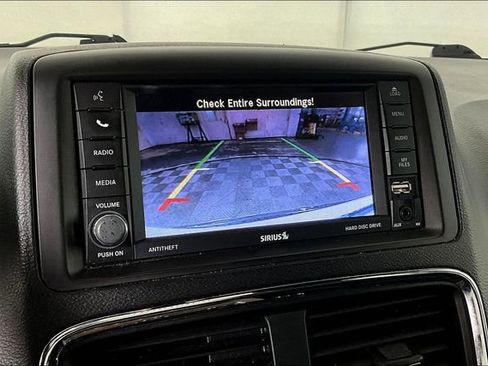 Used 2019 Dodge Grand Caravan SXT image 21