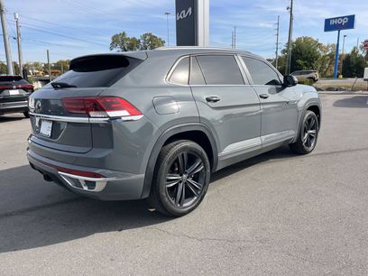 Used 2021 Volkswagen Atlas Cross Sport SE w/ Panoramic Sunroof Package