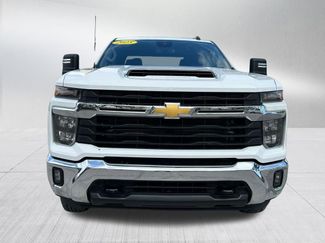 Used 2025 Chevrolet Silverado 2500 LT w/ Convenience Package video 2