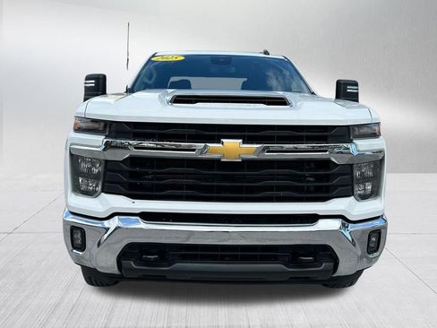 Used 2025 Chevrolet Silverado 2500 LT w/ Convenience Package image 2