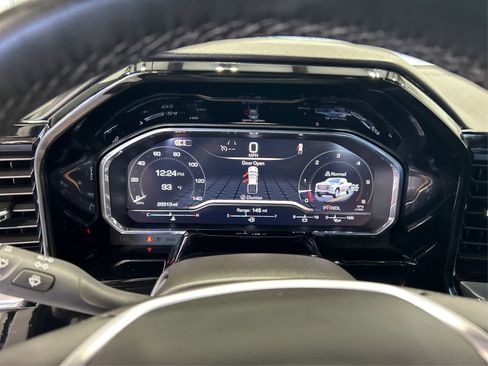 Used 2025 GMC Sierra 1500 SLT image 15