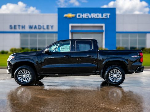 New 2026 Chevrolet Colorado LT w/ LT Convenience Package AWD/4WD image 4