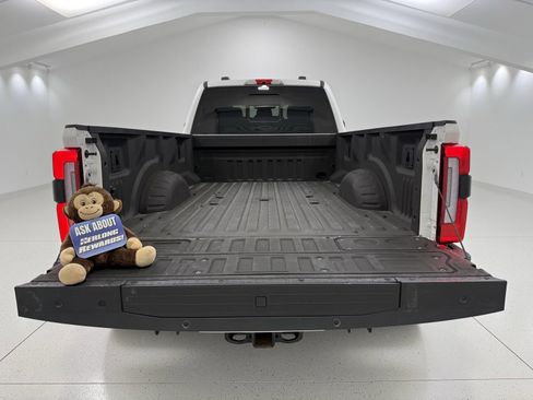 Used 2023 Ford F450 Platinum image 8