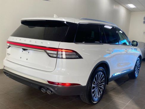 Certified 2023 Lincoln Aviator Reserve w/ Equipment Group 201A image 7