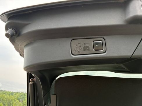 Certified 2021 Ford Mustang Mach-E Premium AWD/4WD image 19