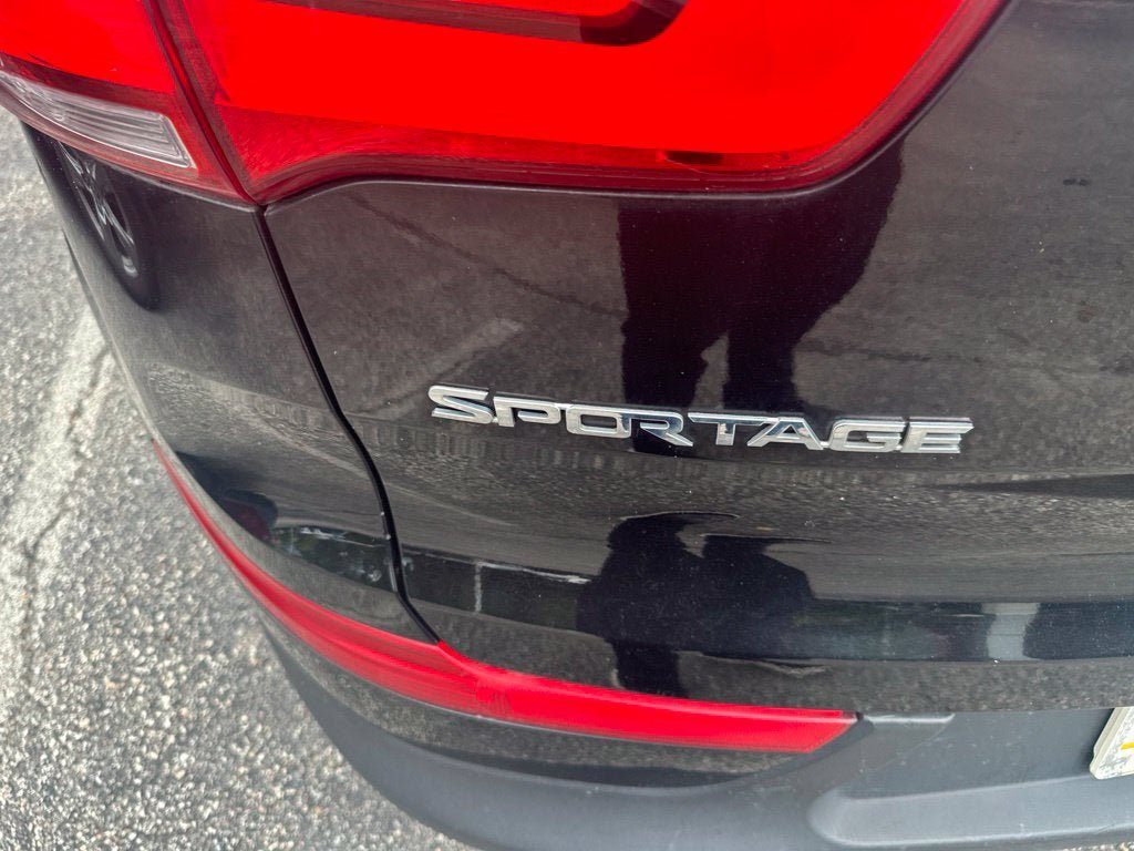 Used 2016 Kia Sportage LX AWD/4WD image 6