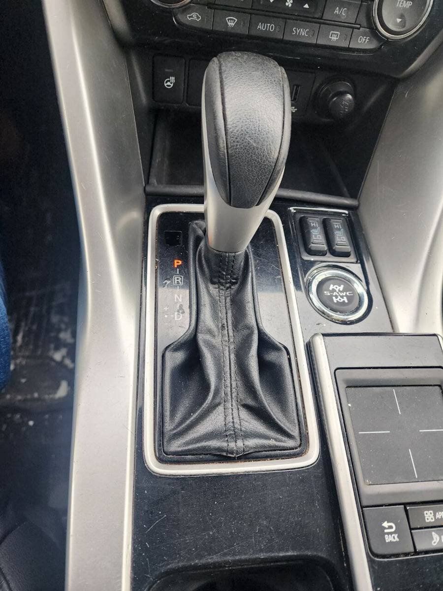 Used 2019 Mitsubishi Eclipse Cross SEL AWD/4WD image 22