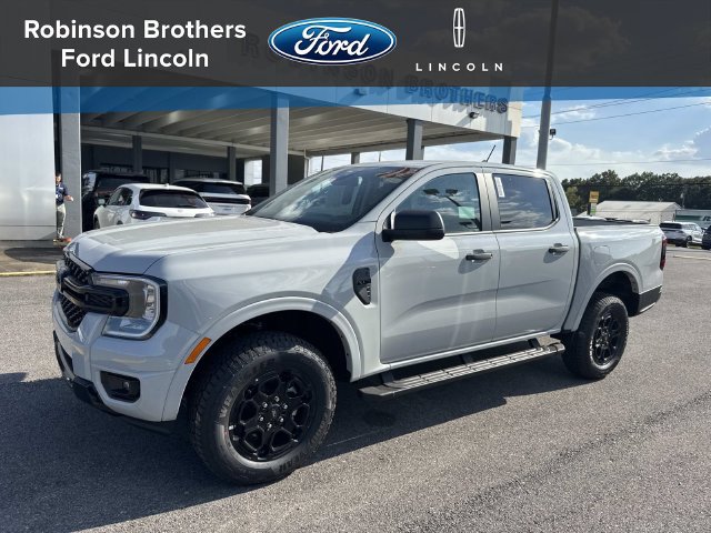 New 2026 Ford Ranger XLT w/ Black Appearance Package RWD image 1