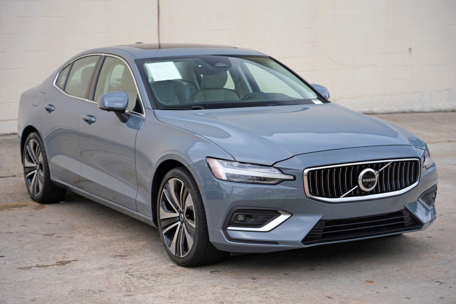 Used 2023 Volvo S60 B5 Ultimate w/ Climate Package FWD image 54