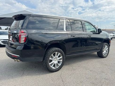 Used 2023 Chevrolet Suburban High Country w/ LPO, Illumination Package image 6