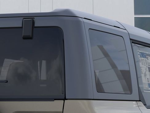 New 2026 Ford Bronco 4-Door image 27