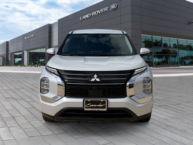 Used 2022 Mitsubishi Outlander ES FWD image 8