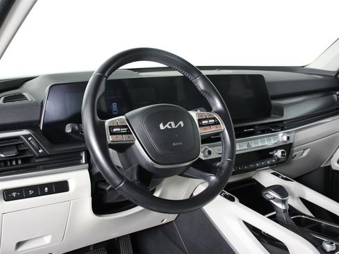 Used 2023 Kia Telluride S image 14