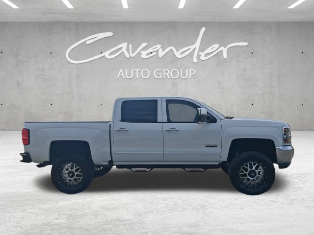 Used 2018 Chevrolet Silverado 1500 LT w/ Texas Edition RWD image 21