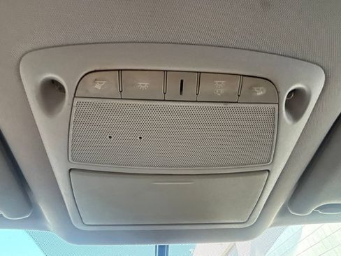 Used 2017 Nissan Maxima SR FWD image 16