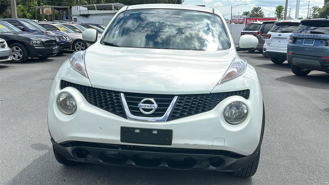Used 2012 Nissan Juke SV AWD/4WD image 3