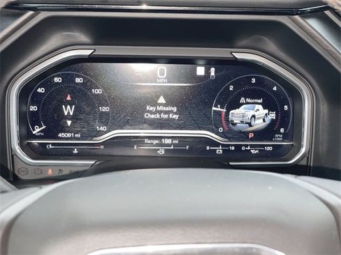 Used 2022 GMC Sierra 1500 AT4 w/ AT4 Preferred Package image 11