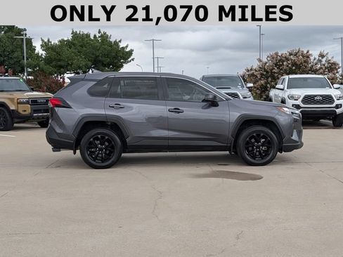 Used 2024 Toyota RAV4 LE FWD image 4