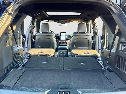 Used 2020 Ford Explorer ST w/ Premium Technology Package image 7