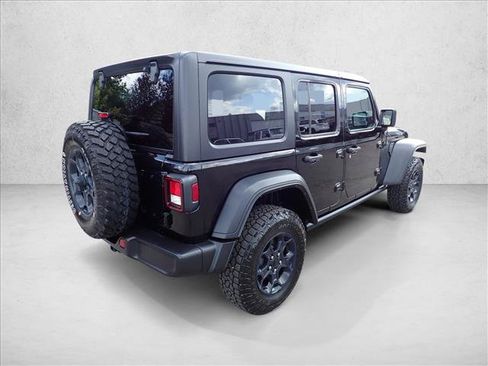 Used 2023 Jeep Wrangler Unlimited w/ Cold Weather Group AWD/4WD image 4
