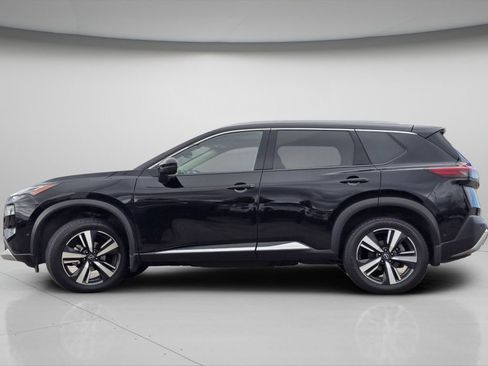 Used 2023 Nissan Rogue Platinum image 5