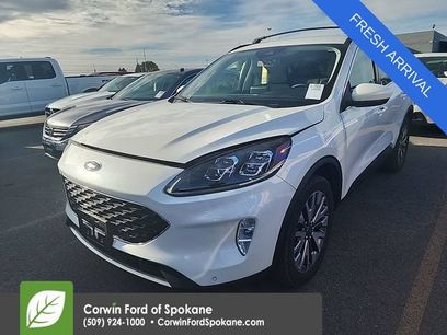 Used 2022 Ford Escape Titanium w/ Class II Trailer Tow Package
