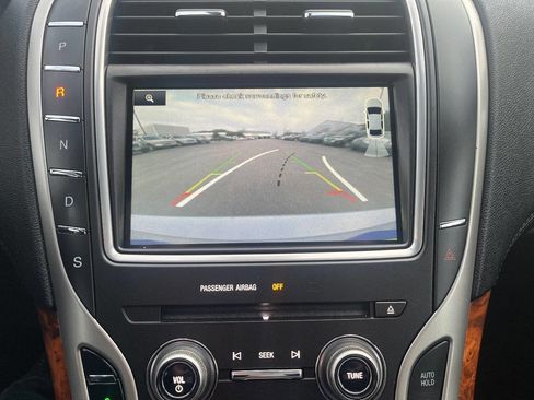 Used 2016 Lincoln MKX Reserve w/ Equipment Group 102A image 17