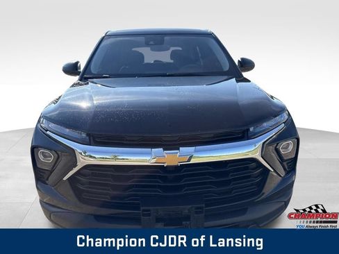 Used 2024 Chevrolet TrailBlazer LS w/ LS Convenience Package AWD/4WD image 11