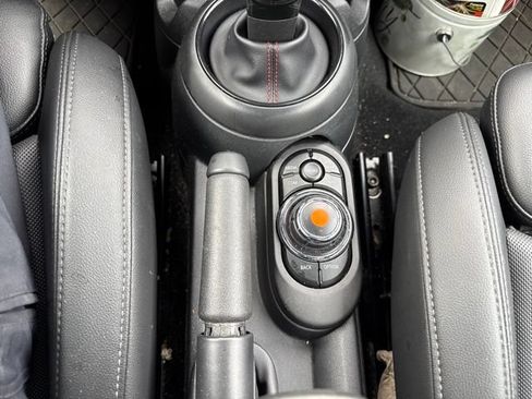 Used 2021 MINI Cooper S w/ Signature Upholstery Package FWD image 5