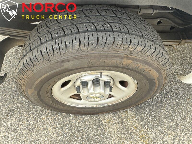 Used 2021 Chevrolet Express 3500 LS RWD image 15
