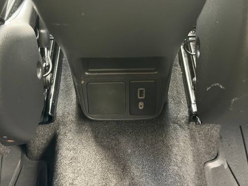 Used 2023 Buick Encore GX Preferred w/ Cold Weather Comfort Package AWD/4WD image 27