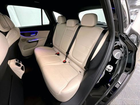 Certified 2025 Mercedes-Benz GLC 350e 4MATIC image 18