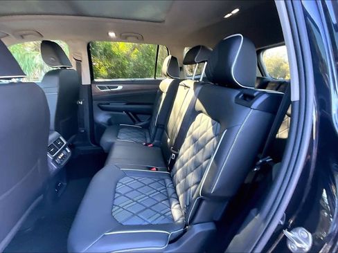 New 2026 Volkswagen Atlas SEL Premium R-Line AWD/4WD image 17