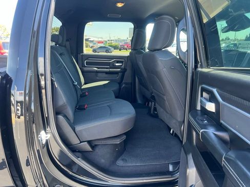Used 2025 RAM 2500 Big Horn AWD/4WD image 45