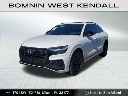 Used 2023 Audi SQ8 Prestige w/ Prestige Package image 3