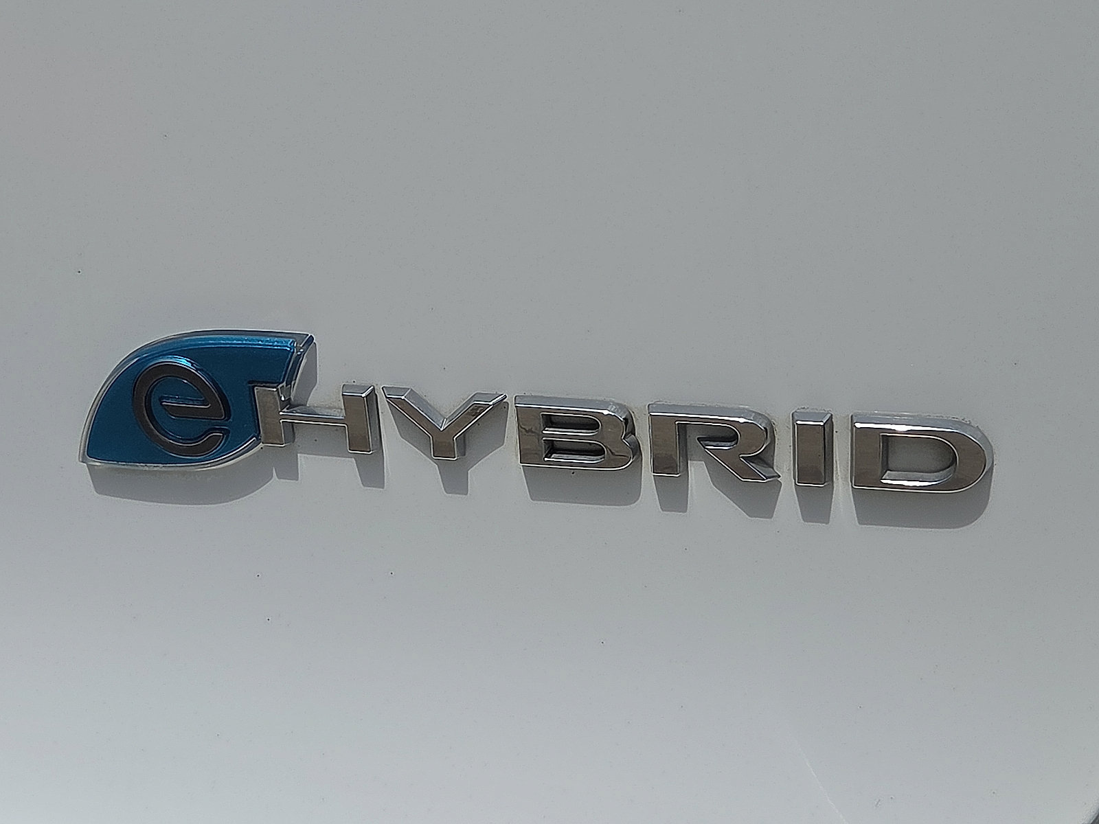 Used 2024 Chrysler Pacifica Limited FWD image 9