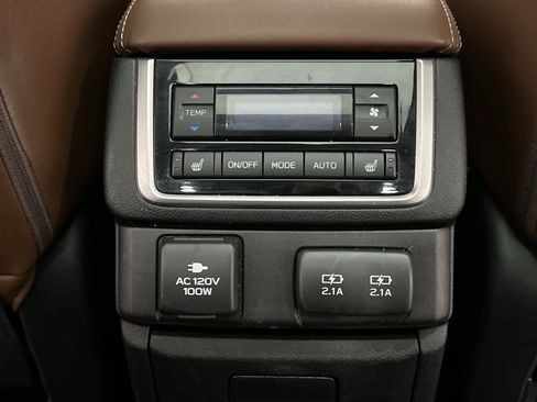 Used 2022 Subaru Ascent Touring AWD/4WD image 24