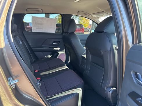 New 2026 Nissan Kicks SR w/ Cold Weather Package image 17