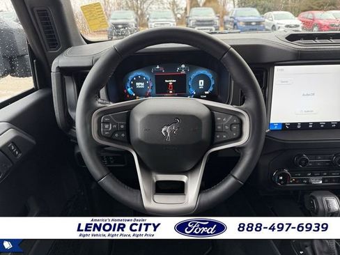 New 2025 Ford Bronco Badlands w/ Sasquatch Package image 16